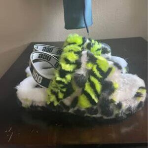 Ugg Fluff Yeah Slide Sandals LIKE NEW
